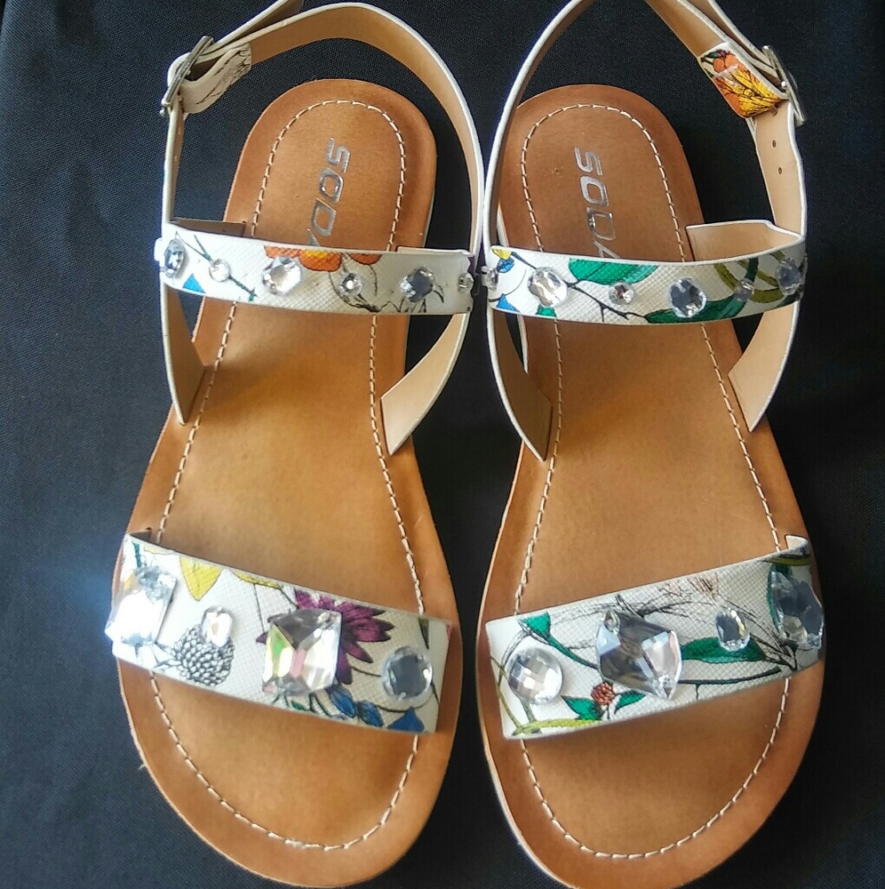 Women Open Toe Sandal Buckle Strap Flats - Picture 2 of 5