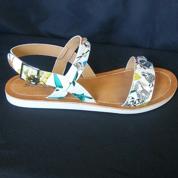 Women Open Toe Sandal Buckle Strap Flats - Picture 4 of 5