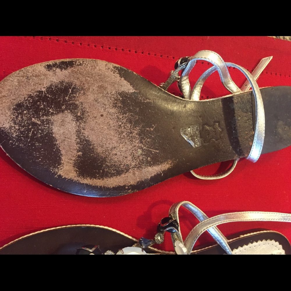 Shoes - Picture 4 of 4