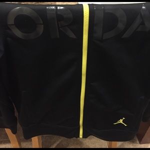 Boys Jordan track jacket