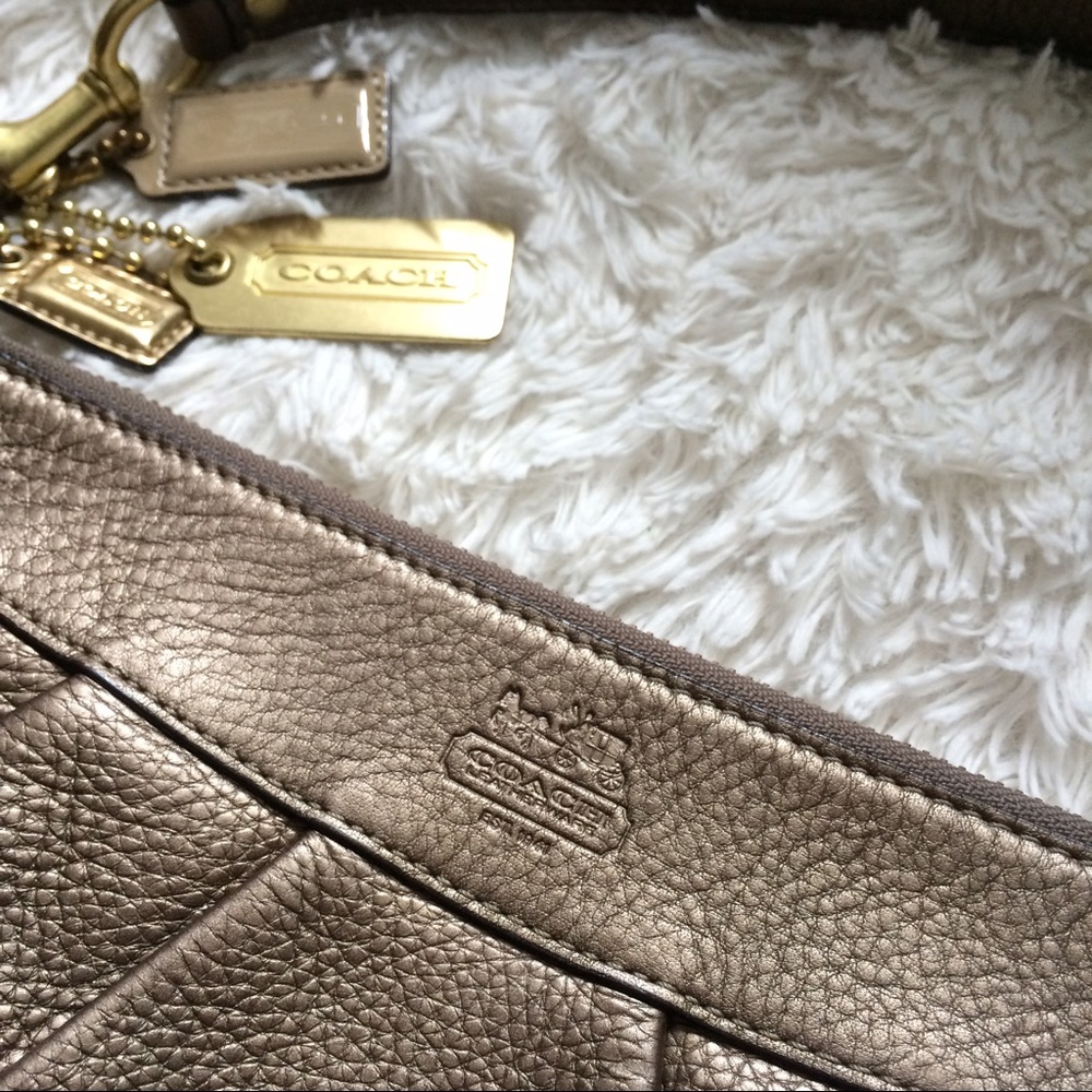 Coach Leather Shoulder Bag - Picture 4 of 5