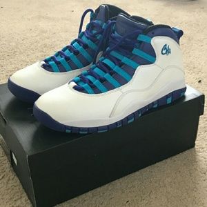 Meet your Posher, Corey