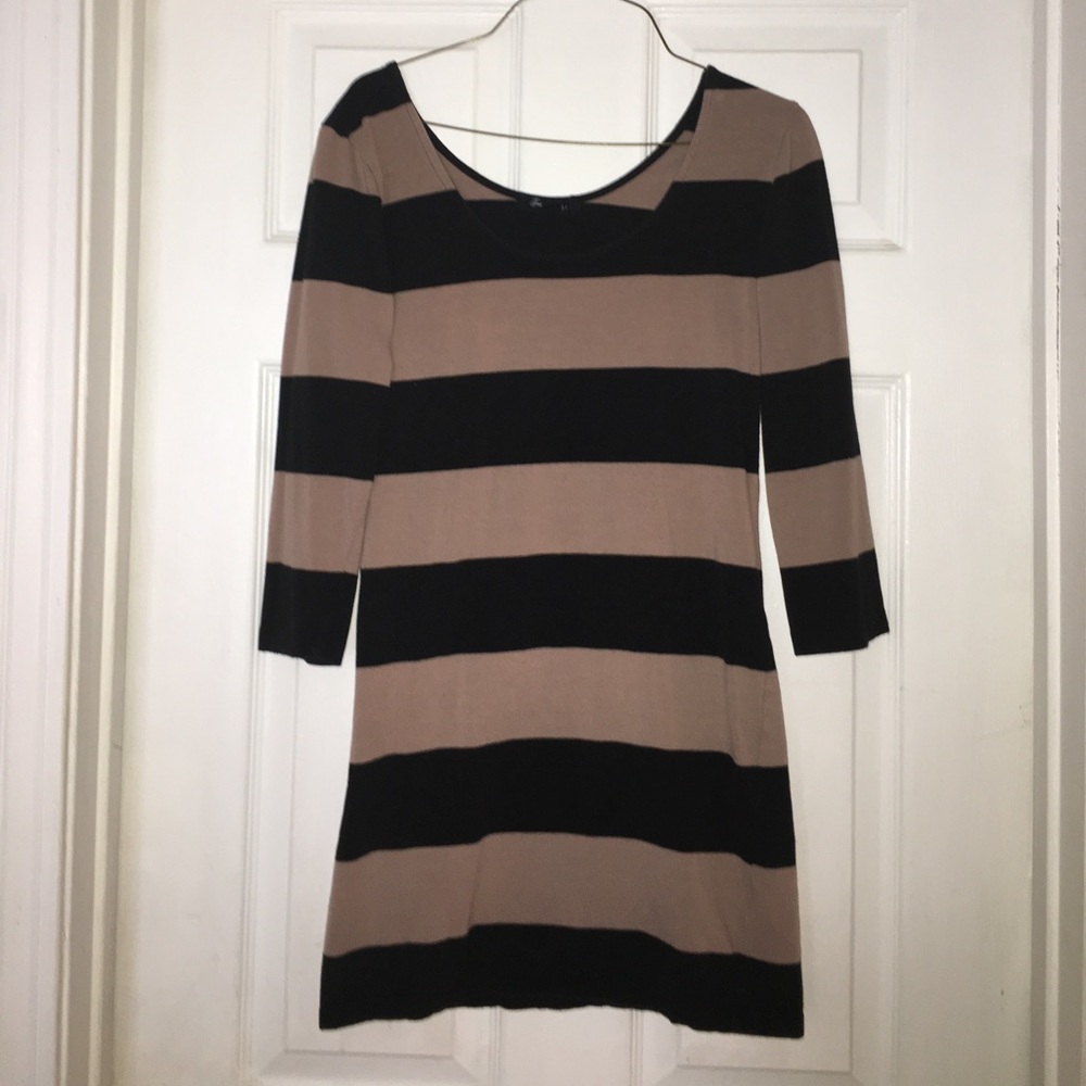 Short, tan & black stripe bodycon dress