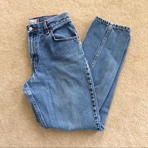 Mom Jeans! Levi's 550 Tapered Leg/High Rise Jeans