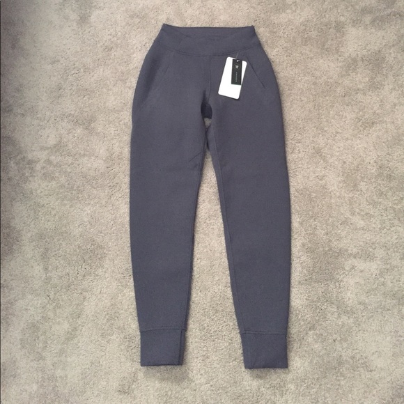 ⚡️Flash Sale⚡️Lululemon Embrace The Space Pant - Picture 5 of 5