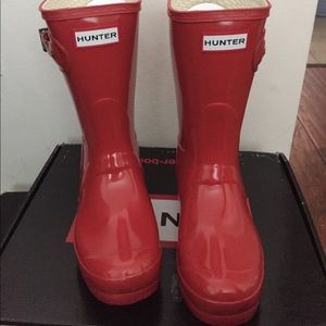 Hunter Welly Boots Short Gloss Red brand new