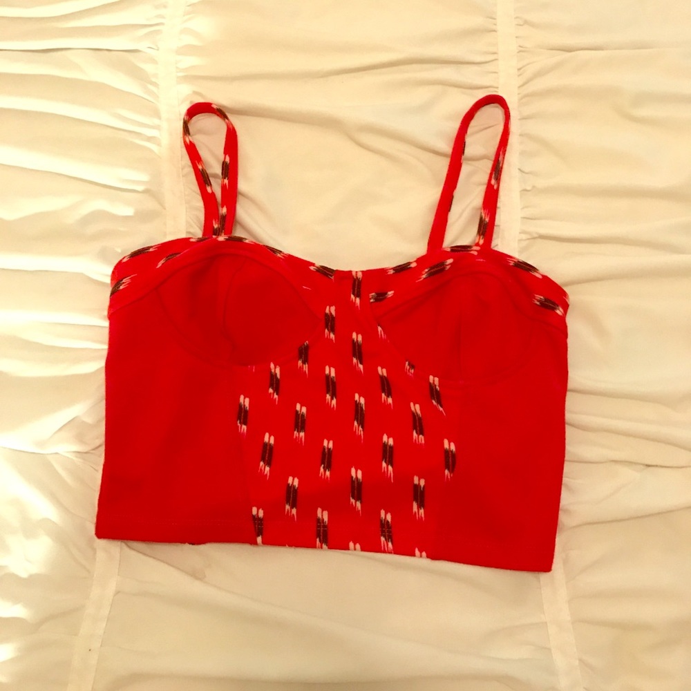 Crop top