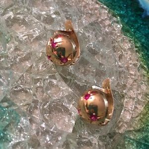 18k Gold True Vintage Ruby Latch Back Earrings!