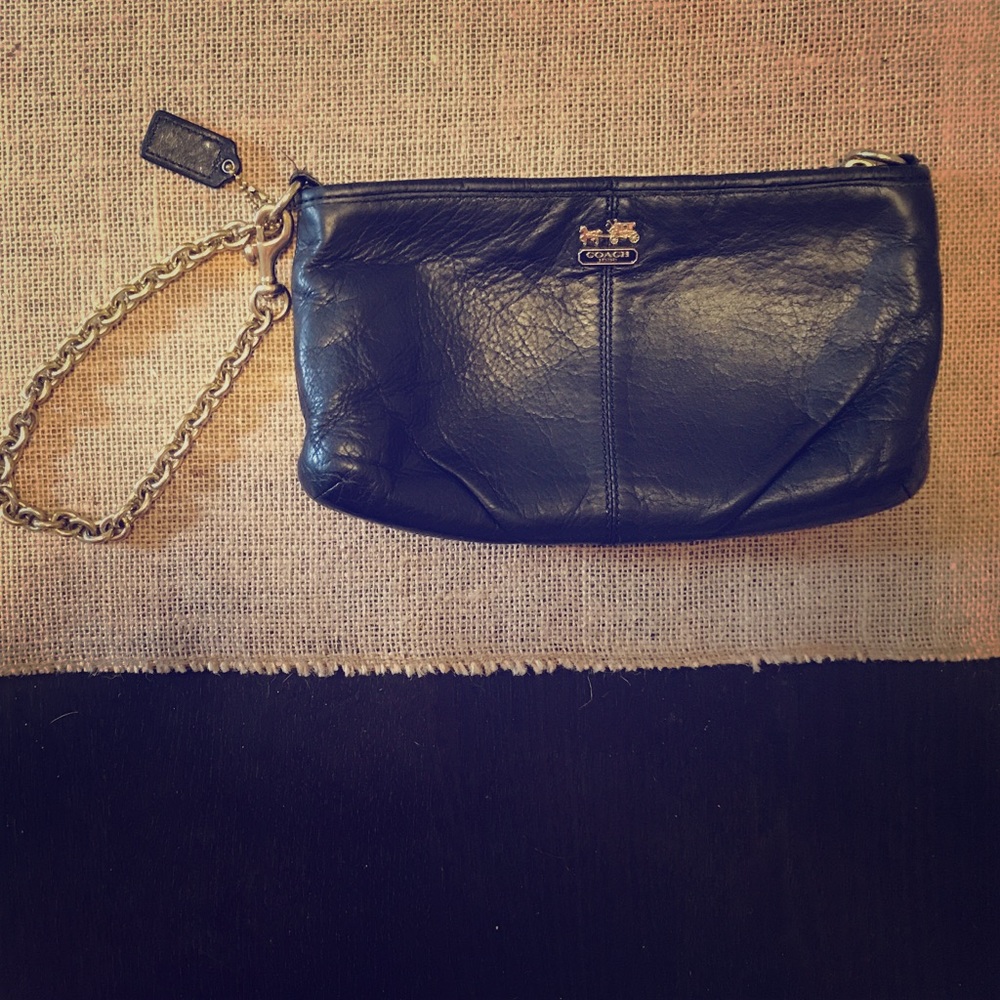 Black coach clutch