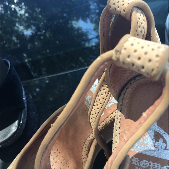 Platform nude ankle strap faux suede heels wedges - Picture 6 of 7