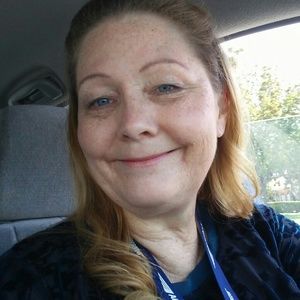 Meet your Posher, Cynthia