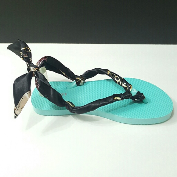 70 New Arrival Multi-Purpose Satin Twilly Scarves - Picture 5 of 8