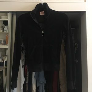 JUICY COUTURE full velour jumpsuit!