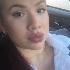 Meet your Posher, Sarina