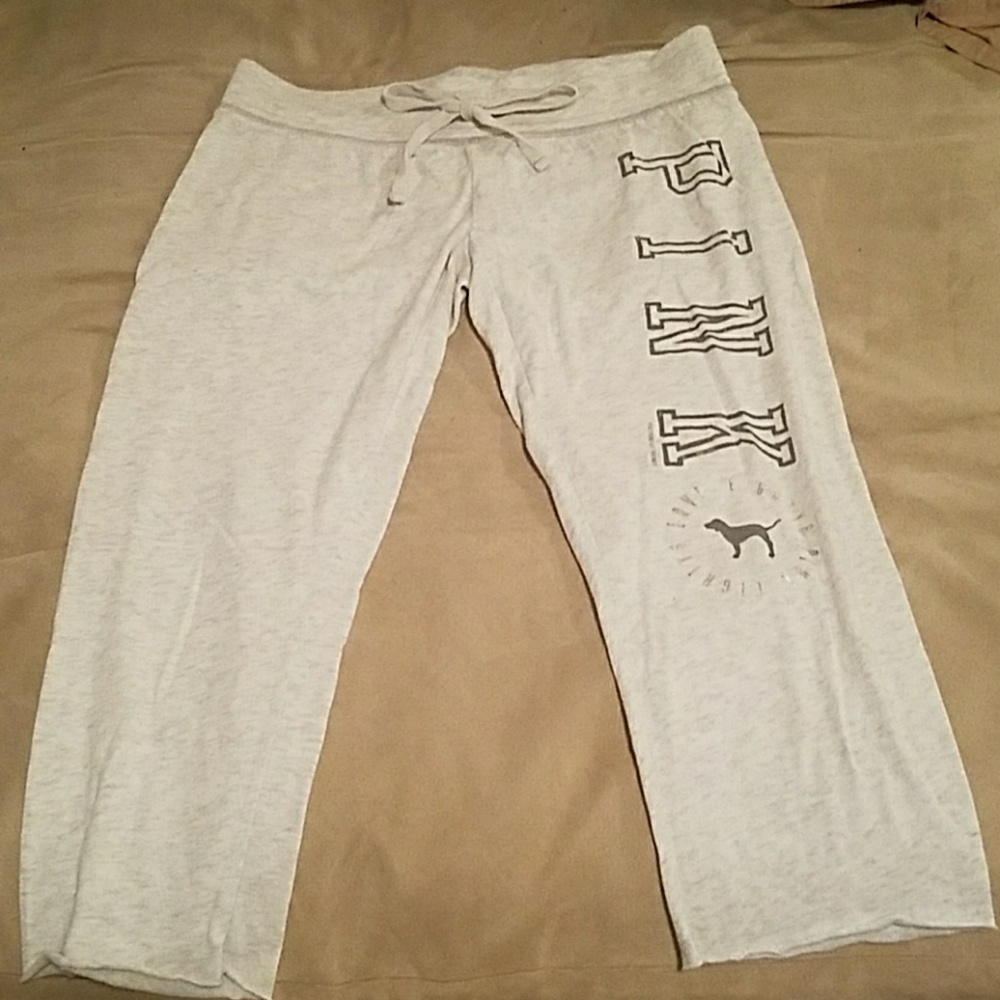 VS Pink cropped sweatpants