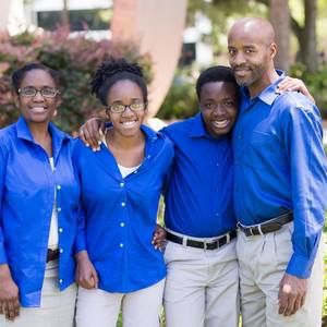 Meet your Posher, Yolanda