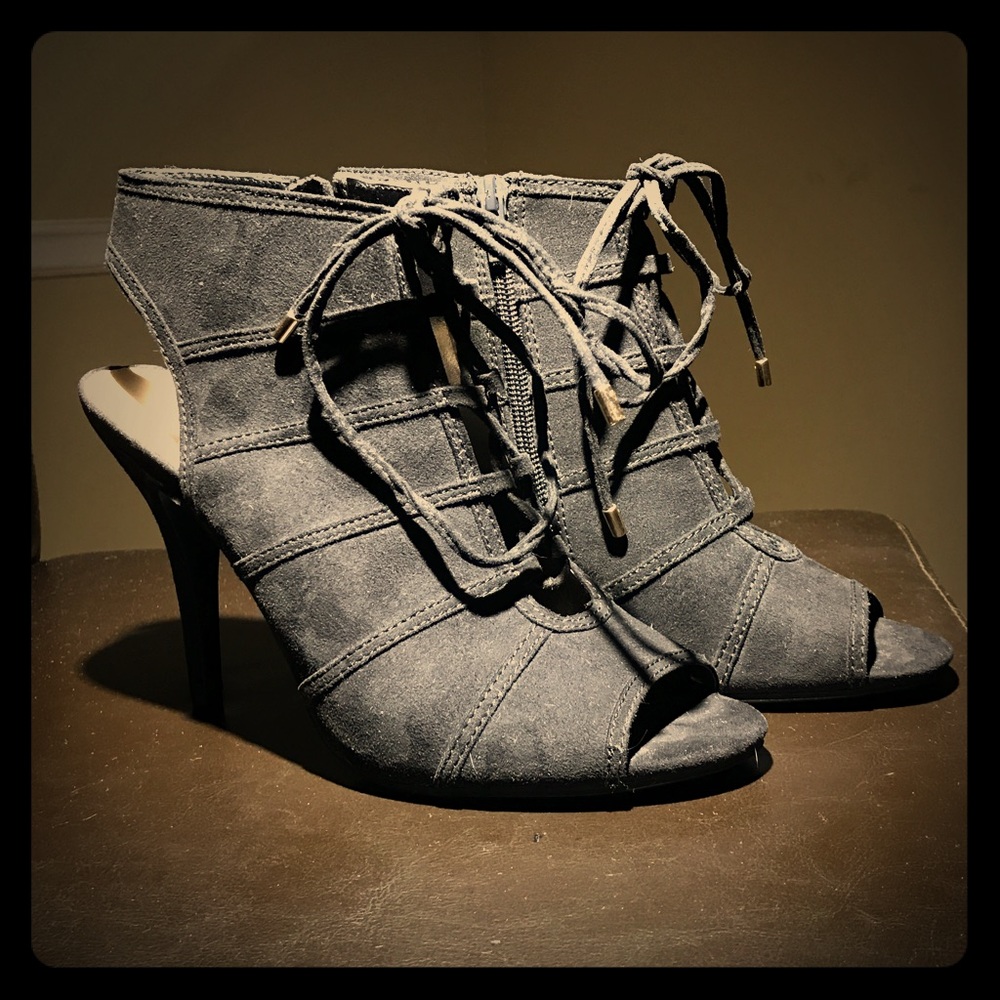 LC Lauren Conrad Women's Ghillie High Heels