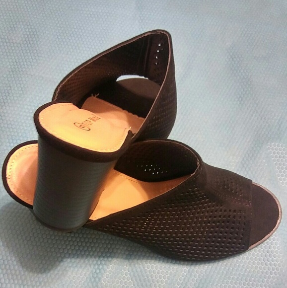 New Myth Lacer- Cut Mule - Picture 3 of 7