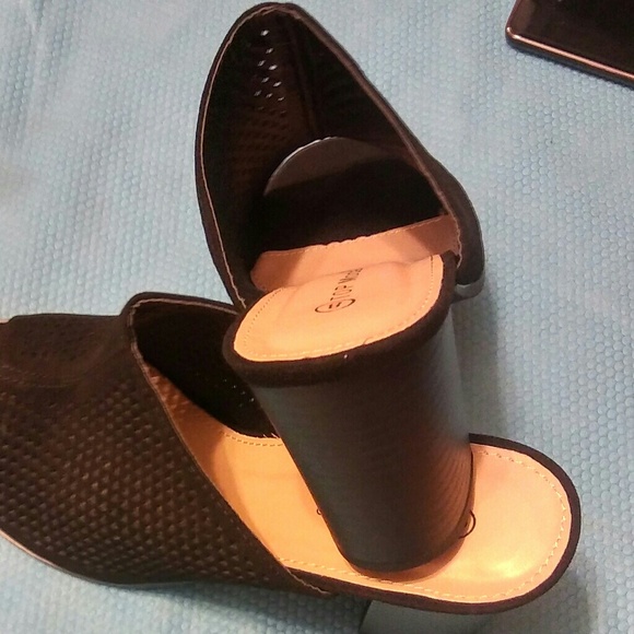 New Myth Lacer- Cut Mule - Picture 6 of 7