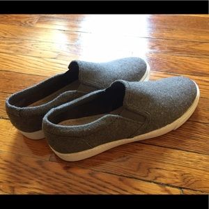 Clarks Gray Felt Slip on Shoe