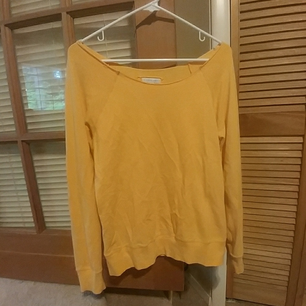 Comfortable/casual forever 21 sweatshirt