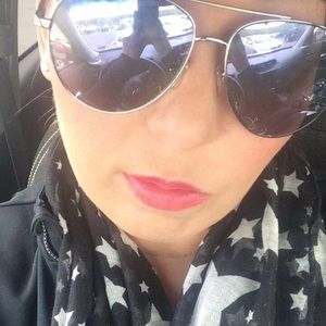 Meet your Posher, Kat