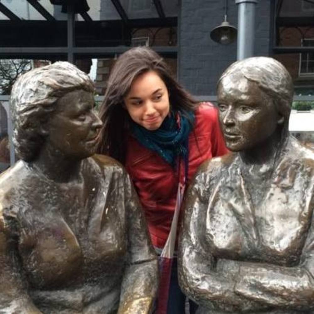 Meet your Posher, Benita