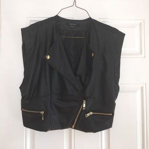 Fake-leather jacket w. Gold accents