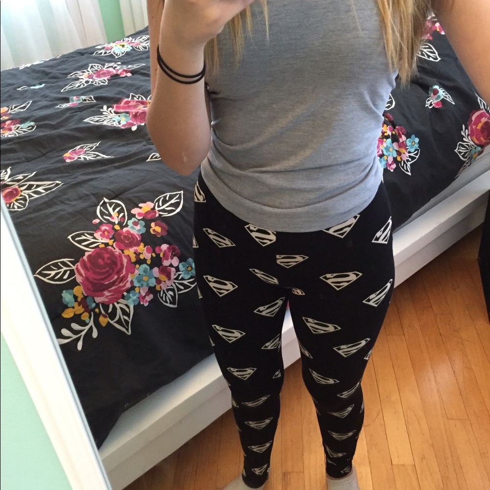 H&M Superman Leggings