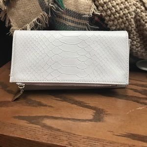 Women's wallet