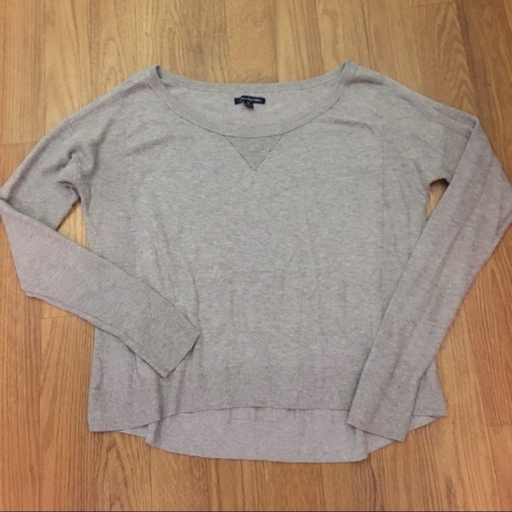 American Eagle tan shirt