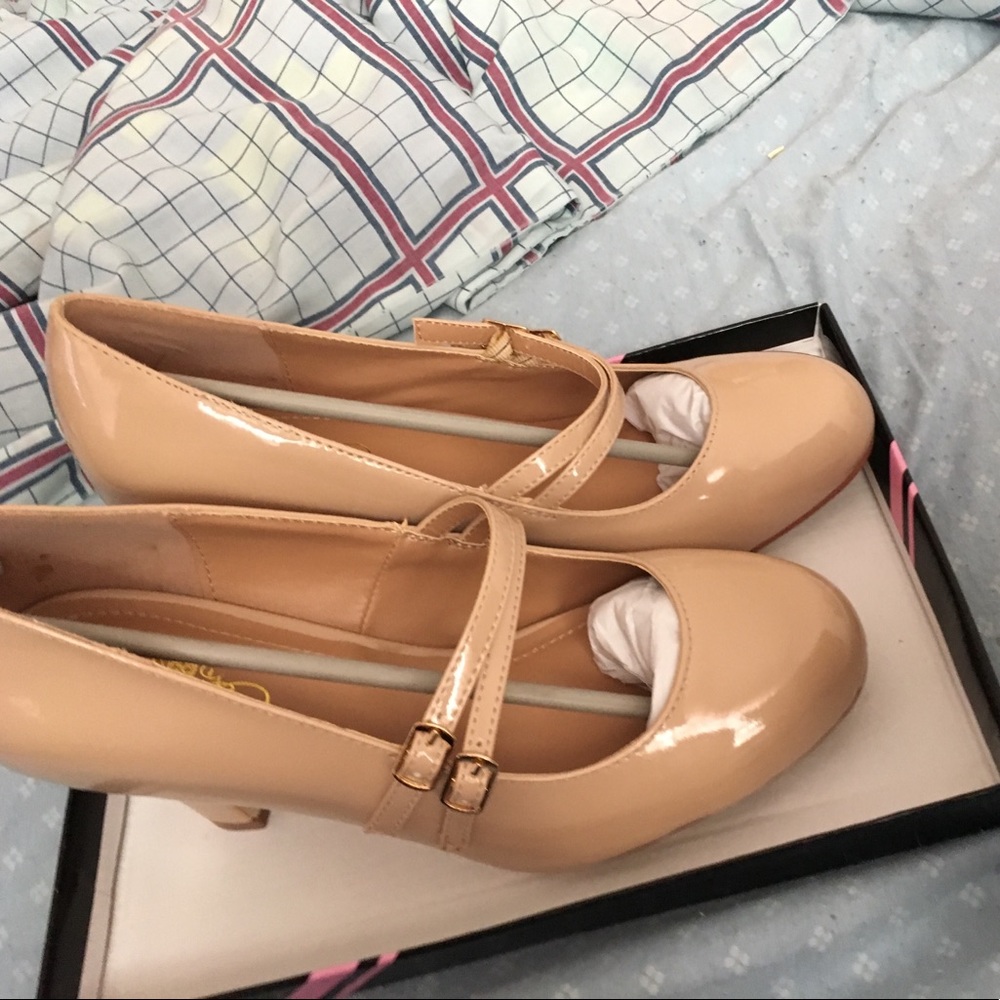 Brand New Nude Pumps