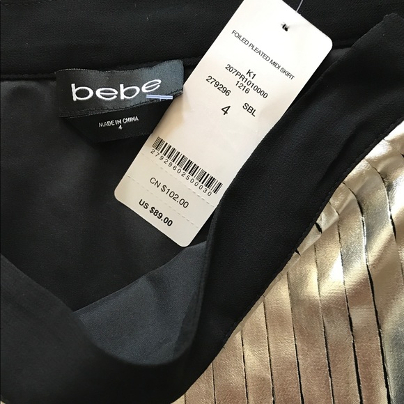 💐HP💐 bebe Foiled Pleated Midi Skirt size 4 - Picture 3 of 8
