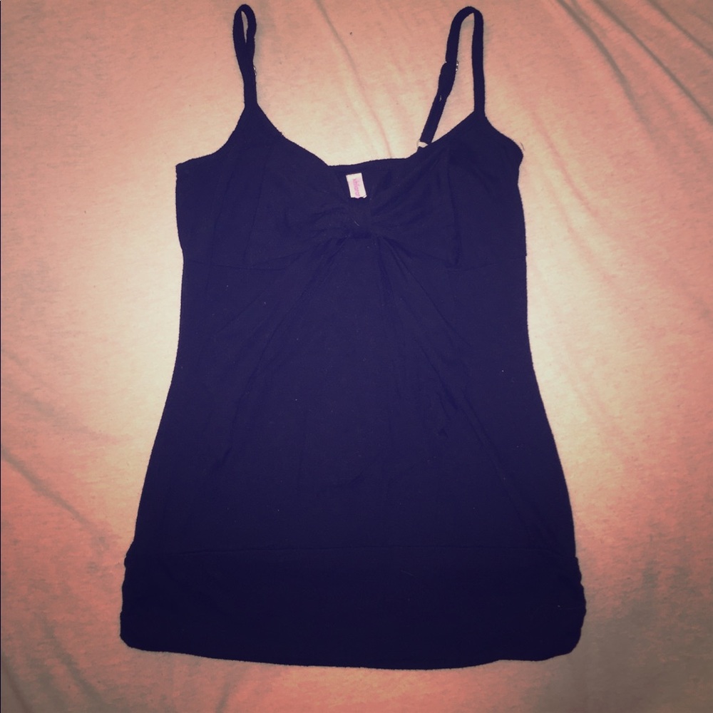 Black bow tank top