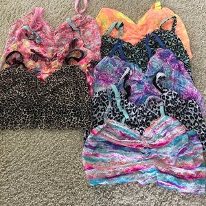 8 VS unlined bralette's