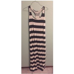 Black and White Maxi-dress