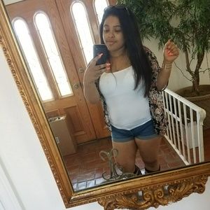 Meet your Posher, Alexus