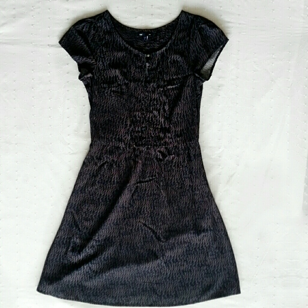 NWOT GAP Grey Print Summer Dress