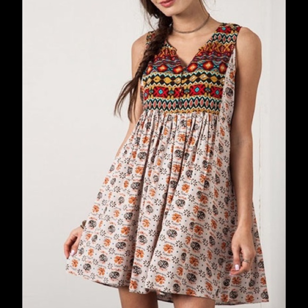 SLEEVELESS BOHEMIAN TRIBAL PEASANT DRESS TUNIC - Picture 1 of 3