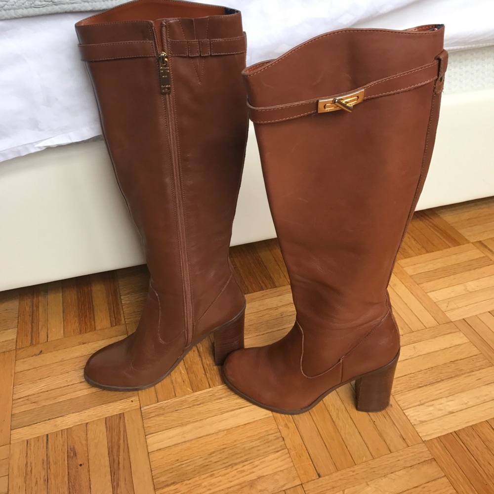 Tommy Hilfiger boots