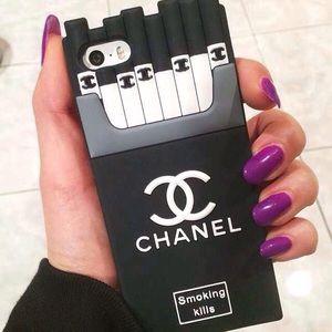 iPhone 5s Chanel Smoking Kills Phone Case