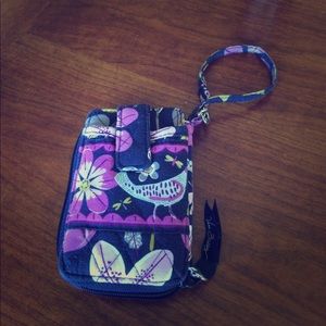 Vera Bradley floral wristlet!!🌺🌻