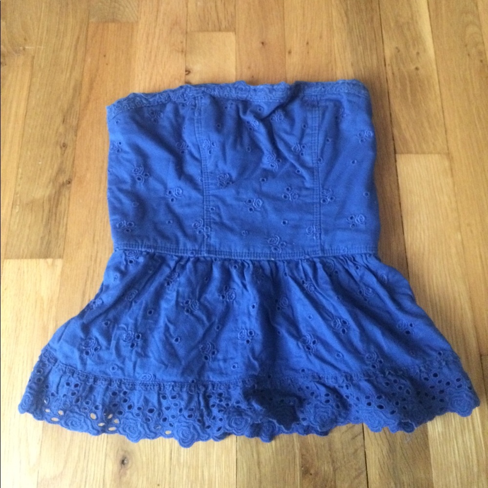 A dark blue strapless shirt from Abercrombie
