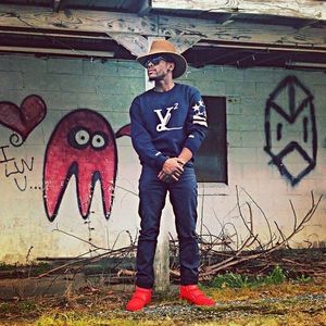 Meet your Posher, Akeem