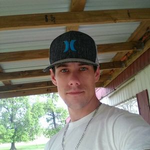 Meet your Posher, Devin