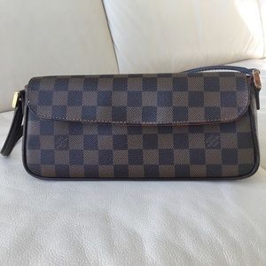 Louis Vuitton Damier Recoleta Shoulder Bag