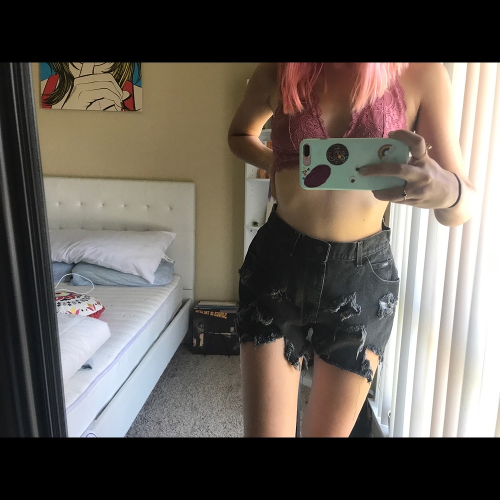 Lee distressed shorts