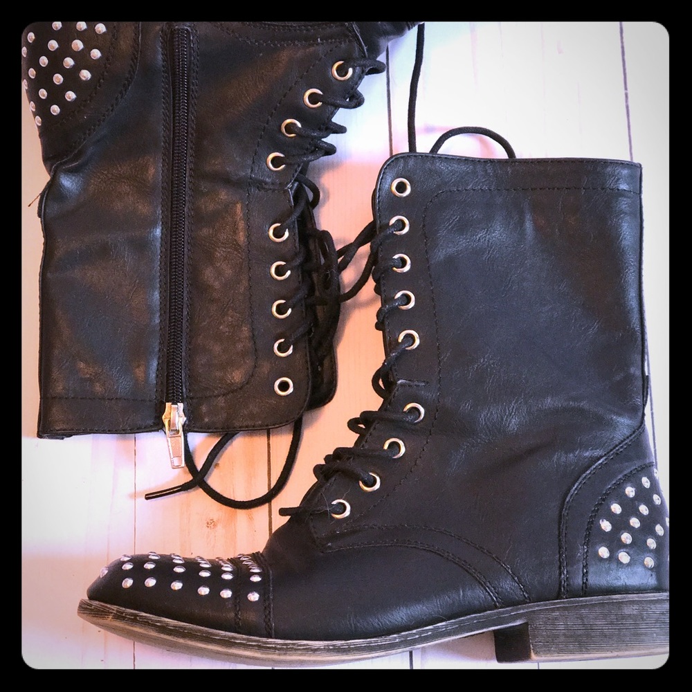 Steve Madden combat boots