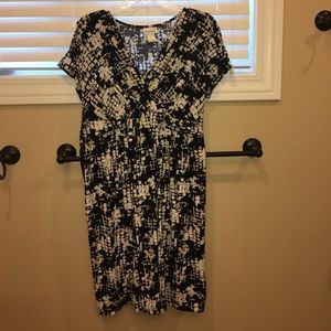 Motherhood Maternity Size Large dress
