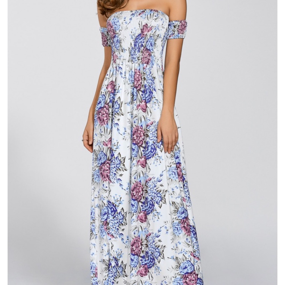 🌷Off the-shoulder maxi dress 🌷